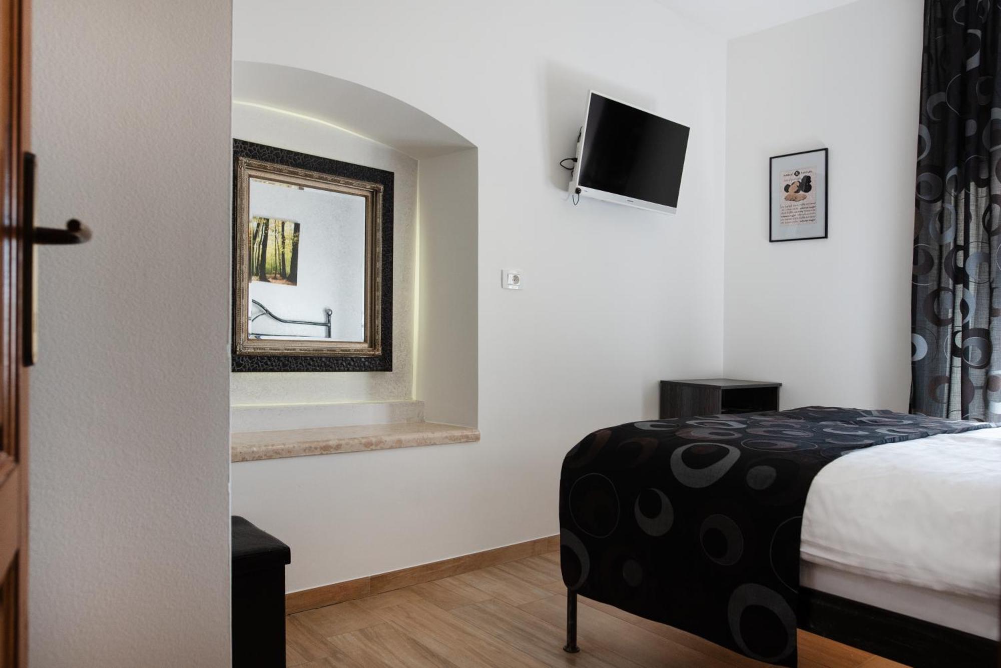 Truffle House Karlic Lejlighed Buzet Eksteriør billede